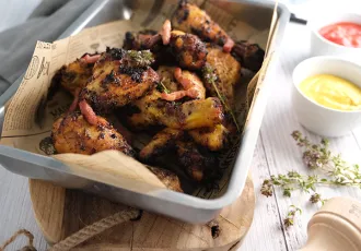 Ailes de poulet aux lardons et herbes de Provence