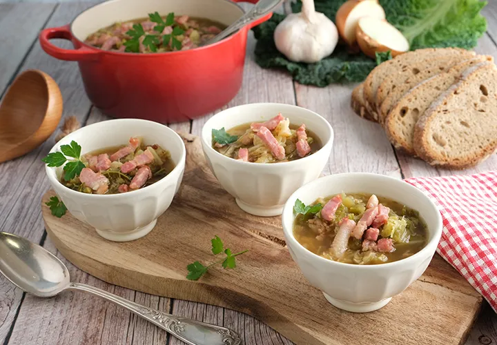 Soupe aux choux avec lardons